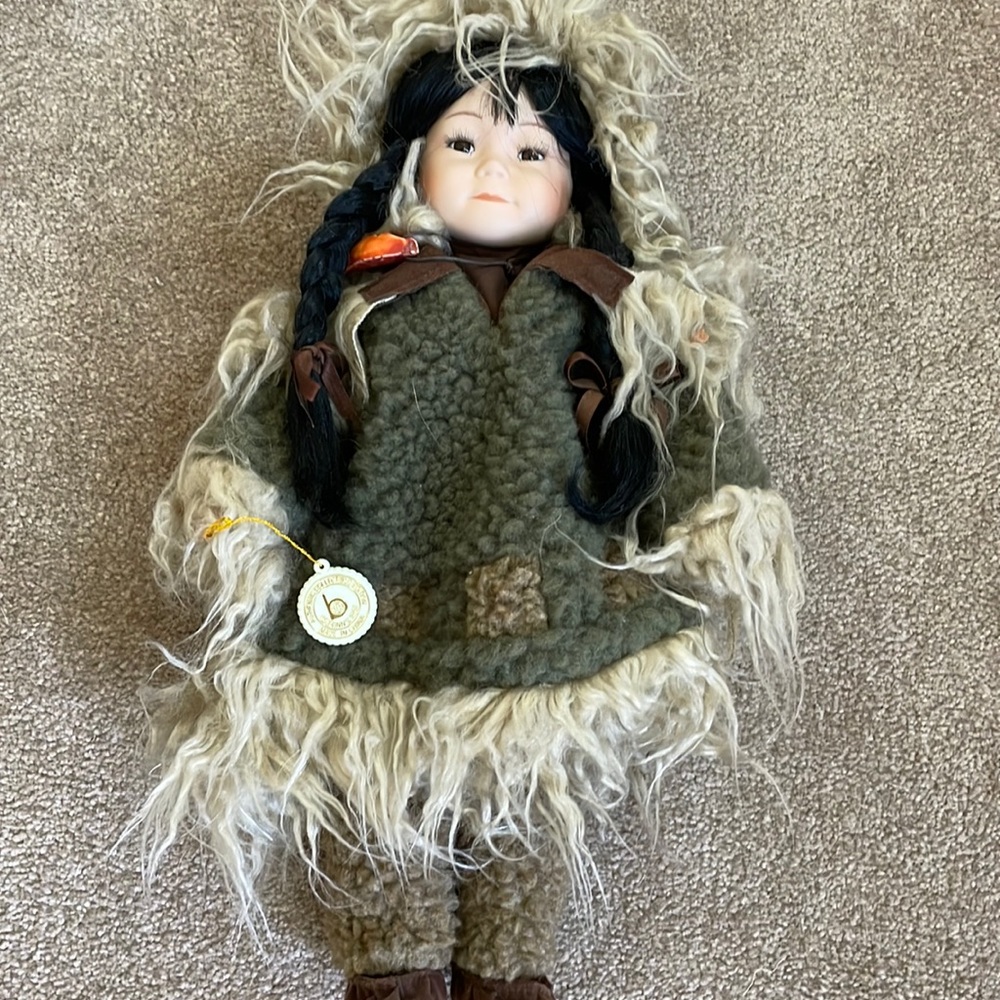 BRINNS Alaska Eskimo doll